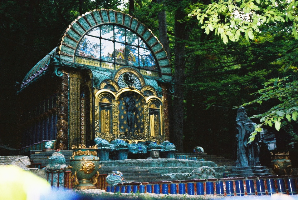 Brunnenhaus, 1988-91